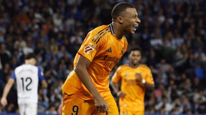 篮球比赛中 篮球比赛中